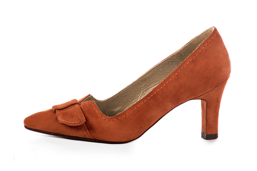 French elegance and refinement for these terracotta orange dress pumps, with a knot on the front, 
                available in many subtle leather and colour combinations. Possibility to customize with your colors and materials.
With its original cutout, this pretty fitted pump
will render you great services, combining comfort and distinction. 
                Matching clutches for parties, ceremonies and weddings.   
                You can customize these shoes to perfectly match your tastes or needs, and have a unique model.  
                Choice of leathers, colours, knots and heels. 
                Wide range of materials and shades carefully chosen.  
                Rich collection of flat, low, mid and high heels.  
                Small and large shoe sizes - Florence KOOIJMAN